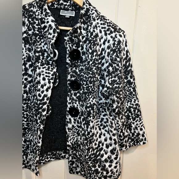 JM Collection Leopard print Jacket black and white - Picture 5 of 8